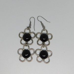 vintage black silver tone flower dangle earrings